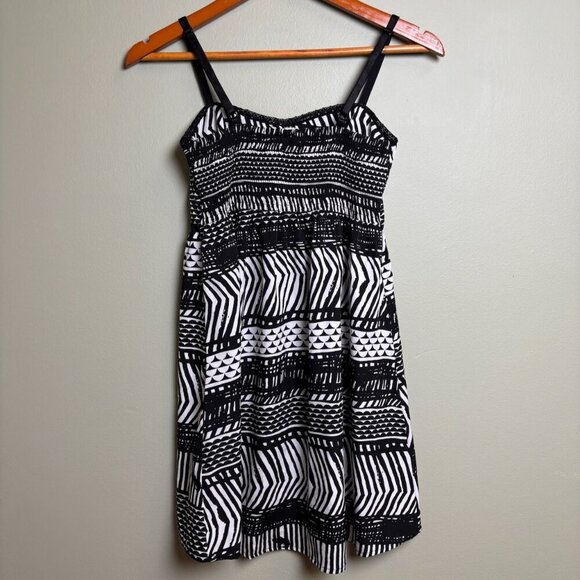 Roxy Womens Babydoll Dress Size Small Lightweight Spaghetti Strap Geometric Y2K - Picture 5 of 12